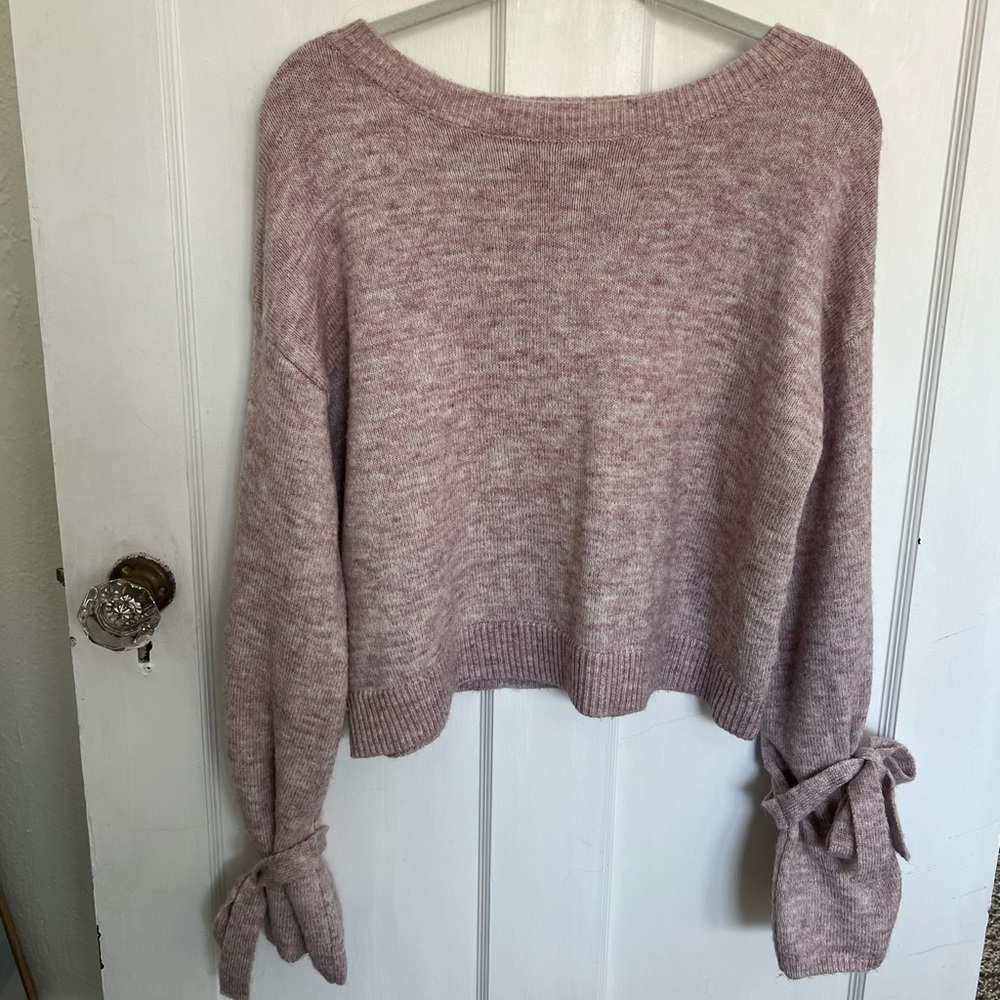 Forever 21 Mauve Knit Sweater with Bow Accents
